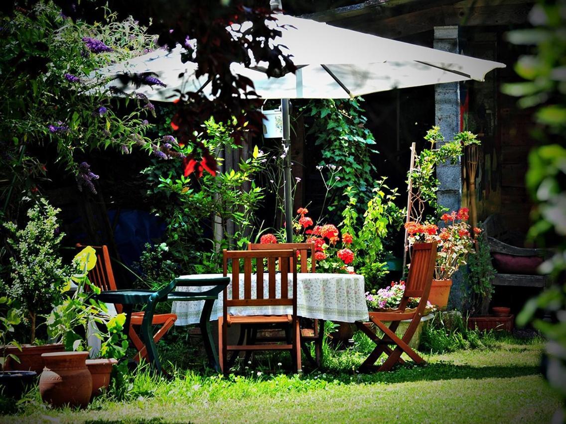 Petit Garros Hotel Fronsac  Екстериор снимка