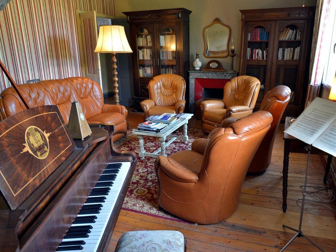 Petit Garros Hotel Fronsac  Екстериор снимка