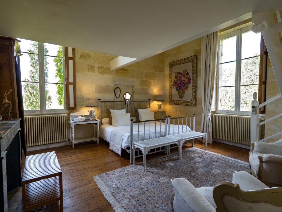 Petit Garros Hotel Fronsac  Стая снимка